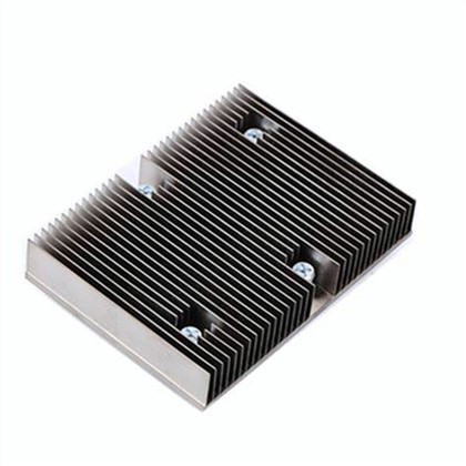 Aluminijasti radiator z rebri