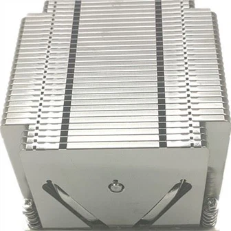 Hladilno telo iz ponikljanega bakra